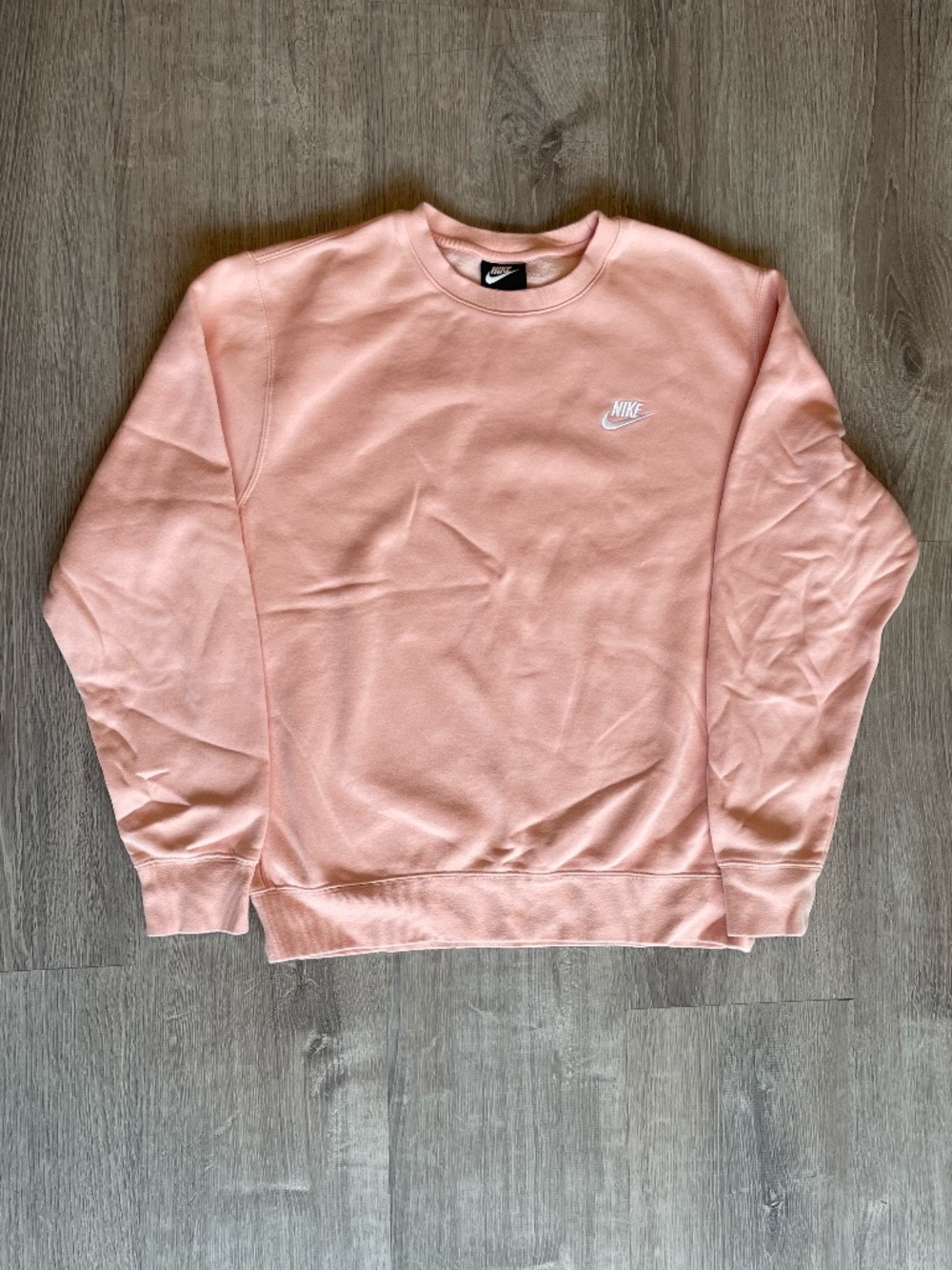 Nike Men's Sportswear Club Fleece Crewneck Sweatshirt Pink Peach BV2662 - Medium